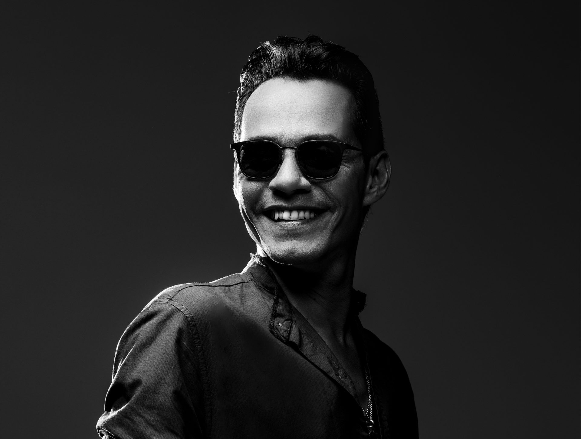 Marc Anthony en directo: 17 de abril, «Una Noche», primer y único concierto mundial en streaming. Ya a la venta.